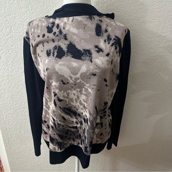 St John Mock Neck Zip up Sweater Jacket size large - Picture 5 of 9